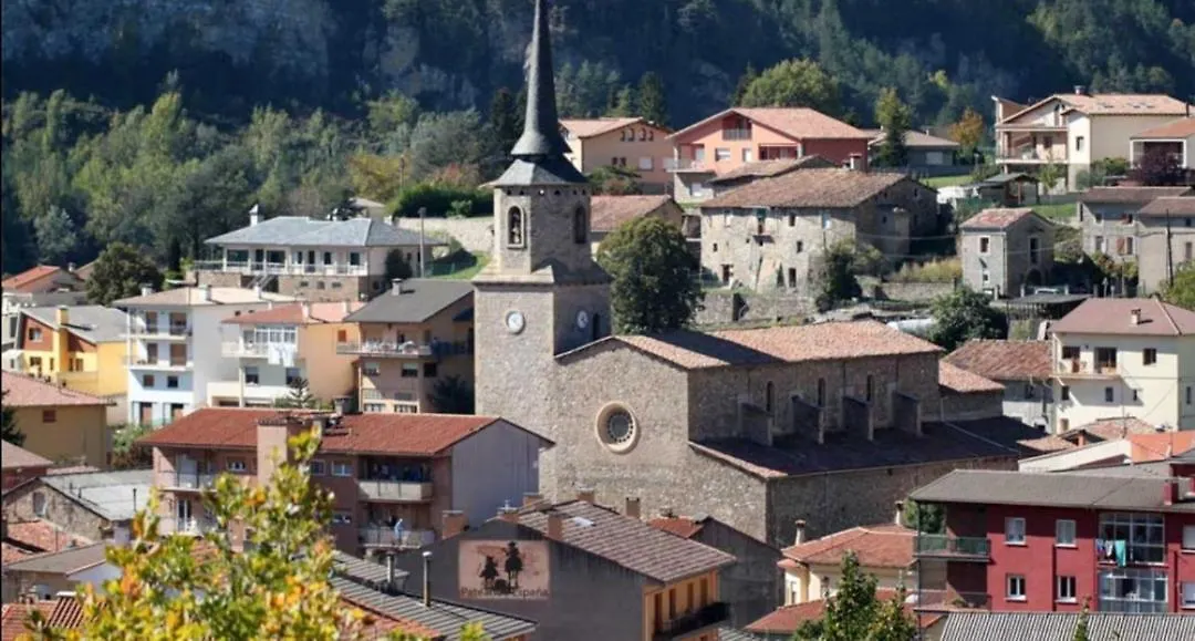 Apartament Turístic Campdevànol 0*, Campdevánol España