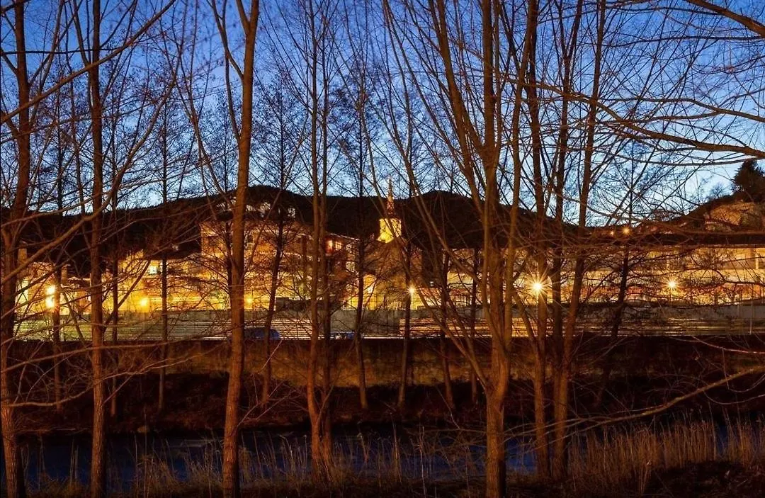 Apartament Turístic Campdevànol 0*, Campdevánol